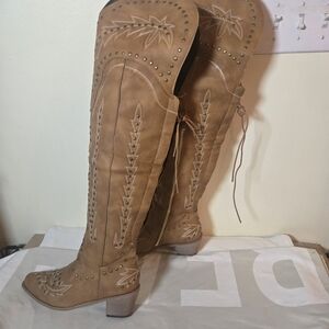 NWOT - NEVER WORN Out - Tan Embroidered Studded Over-the-Knee Boots